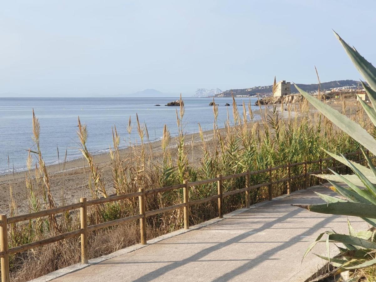 Casitamar Frontline Beach House Rental Casares Costa Near Estepona Баия-де-Касарес Экстерьер фото