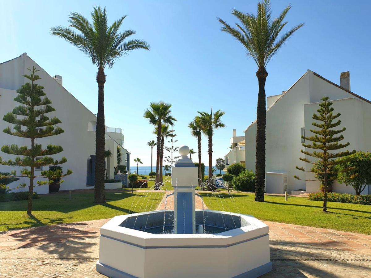 Casitamar Frontline Beach House Rental Casares Costa Near Estepona Баия-де-Касарес Экстерьер фото